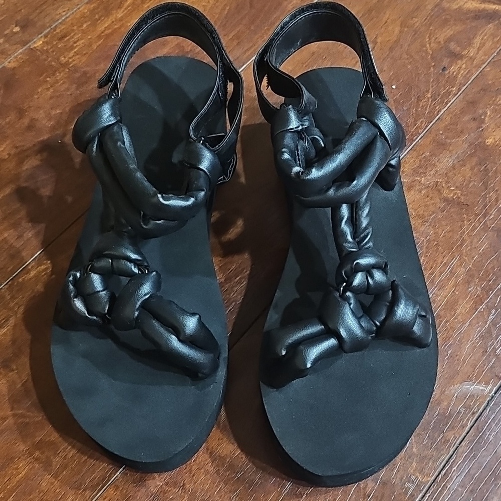 GUESS Women's Albina Wedge Sandal, black, size 9.5 M - Picture 2 of 5